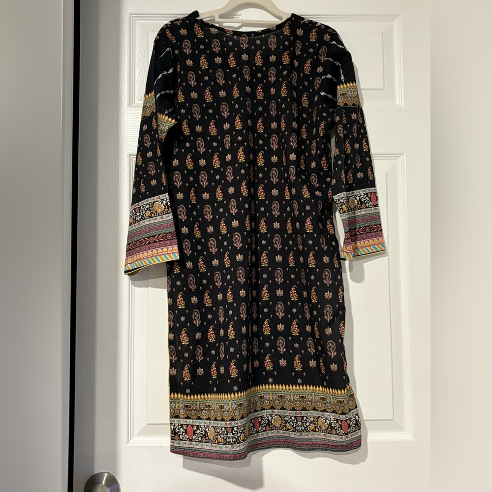 Pakistani kurta - Picture 2 of 2